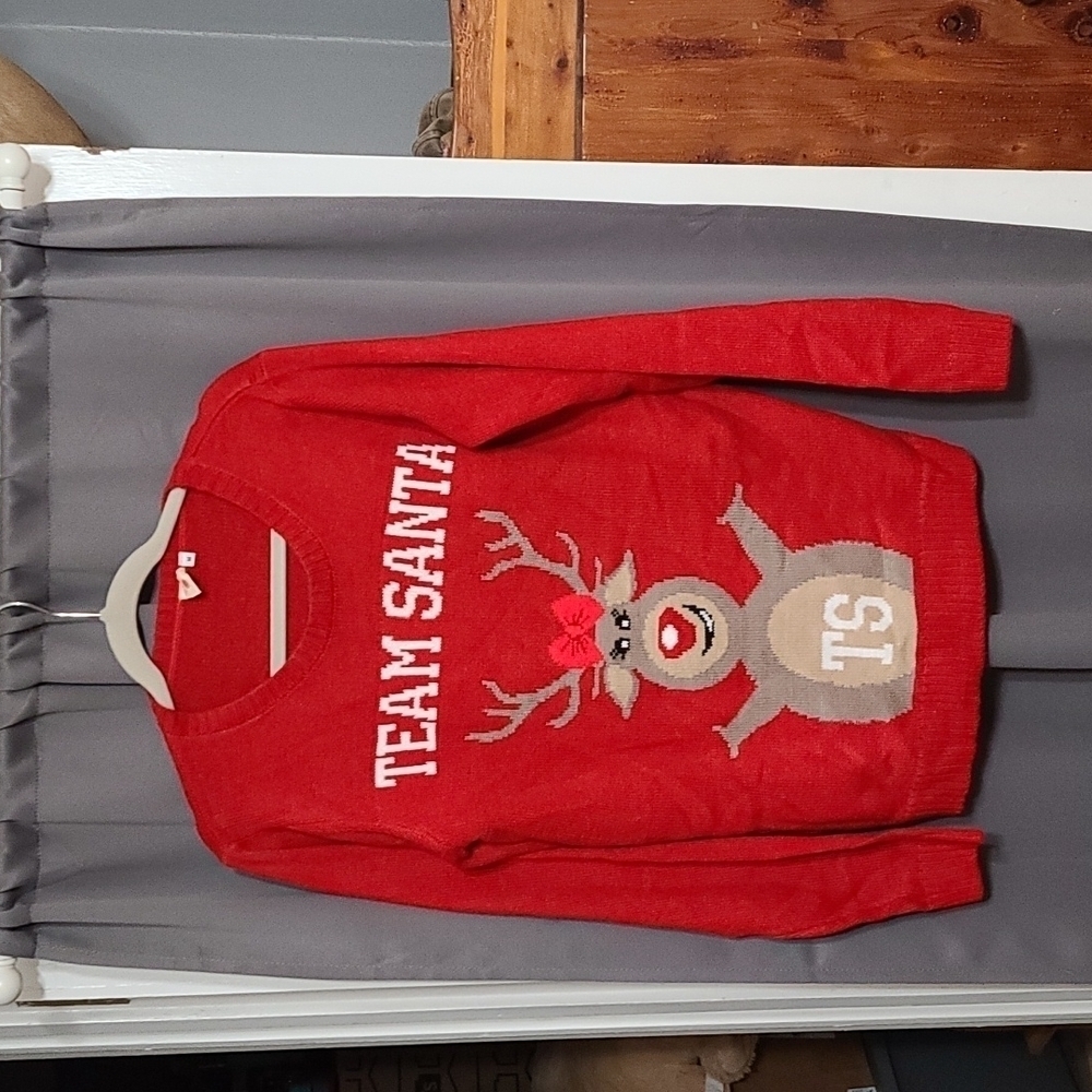 Dari Christmas Sweater Womens Team Santa Reindeer Red Size M‎ EUC